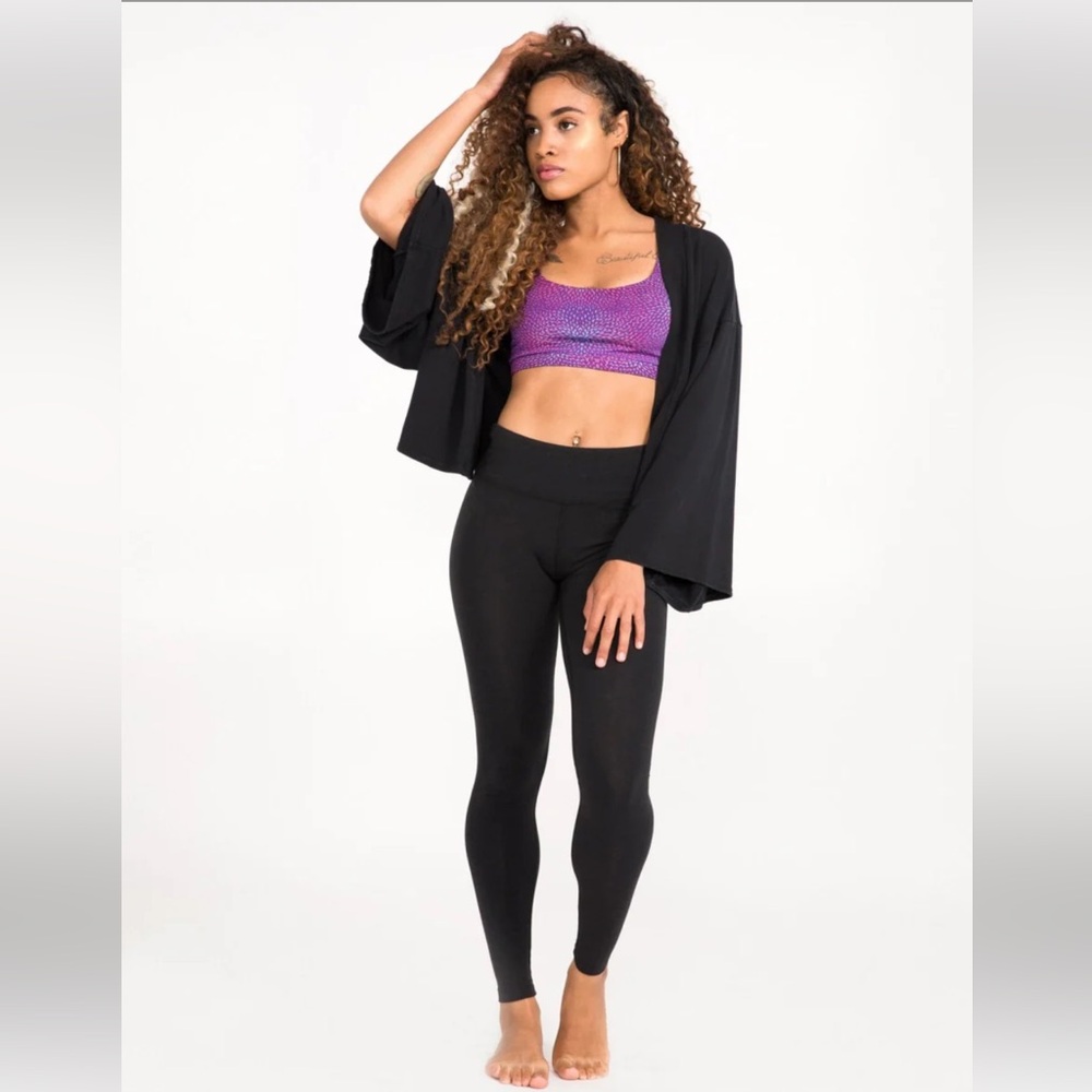 Devala Bamboo Kimono Flow Crop | Obsidian